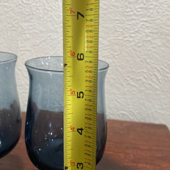 Set of 2, Retro Vintage, Libby Blue Tulip Wine/Water Glasses - Picture 6 of 7